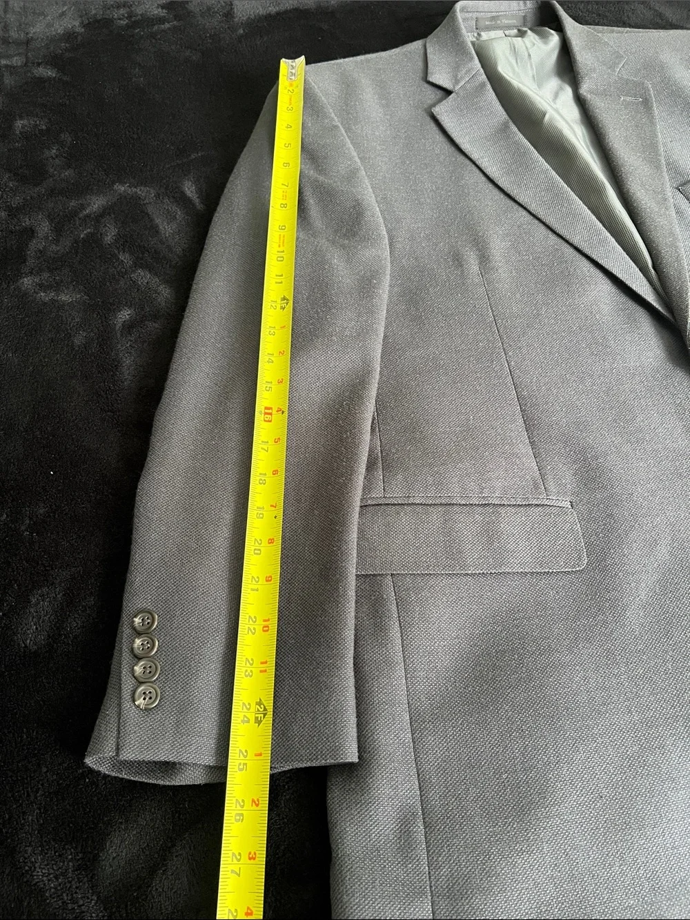 Izod Men's Gray Textured Sport Coat - Notch Lapel